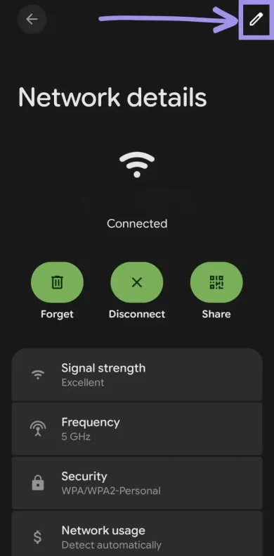 Экран сведений о Wi-Fi-сети на Android в английском интерфейсе, выделен значок карандаша для редактирования